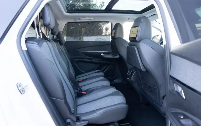 PEUGEOT 5008 THP 165 EAT6 Stop & Start Allure