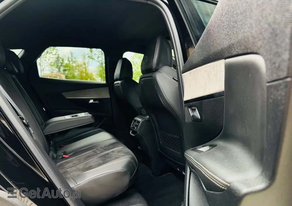 PEUGEOT 3008 BlueHDi 130 Stop & Start EAT8 GT Pack