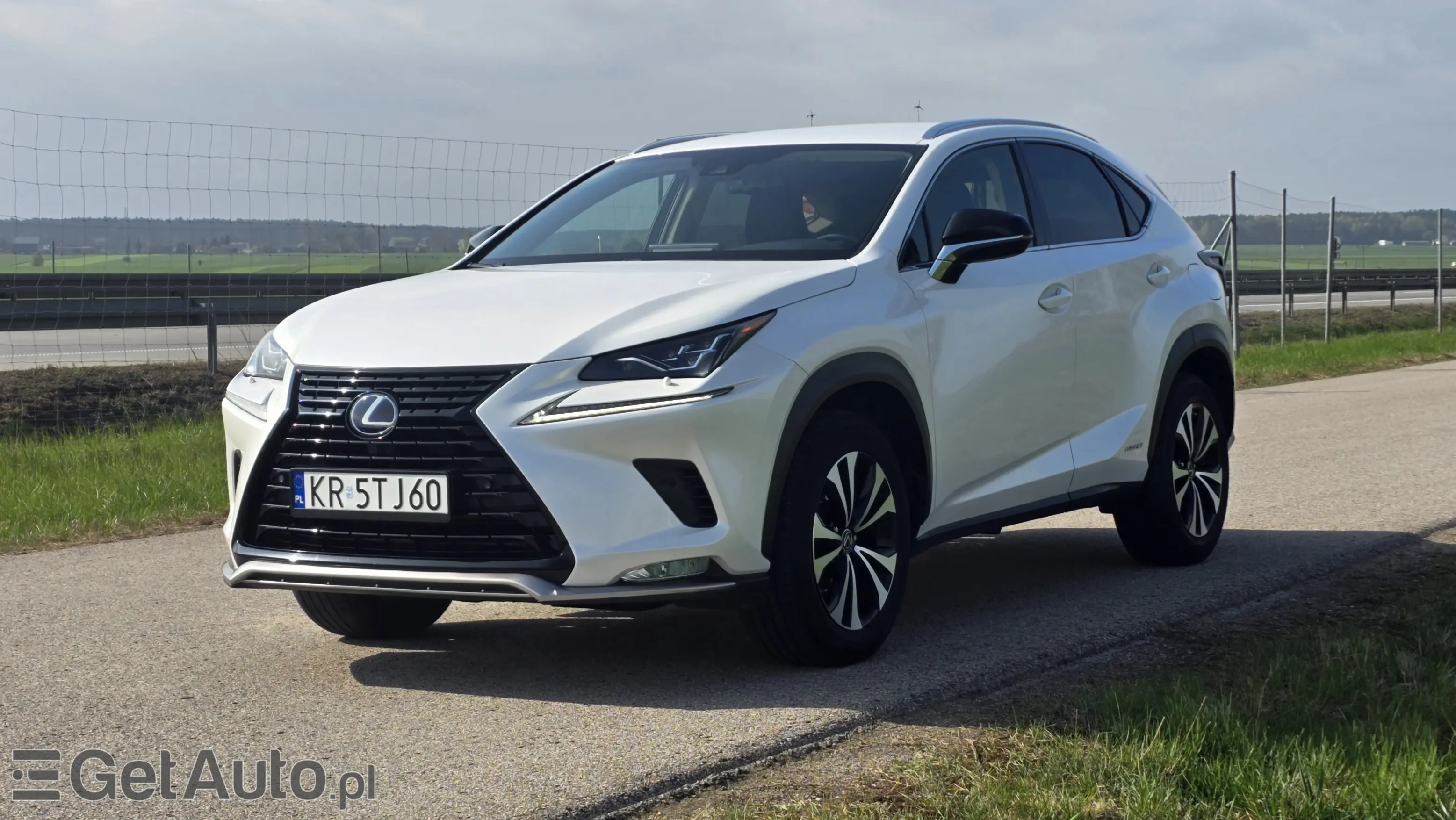 LEXUS NX E-Four Impression AWD