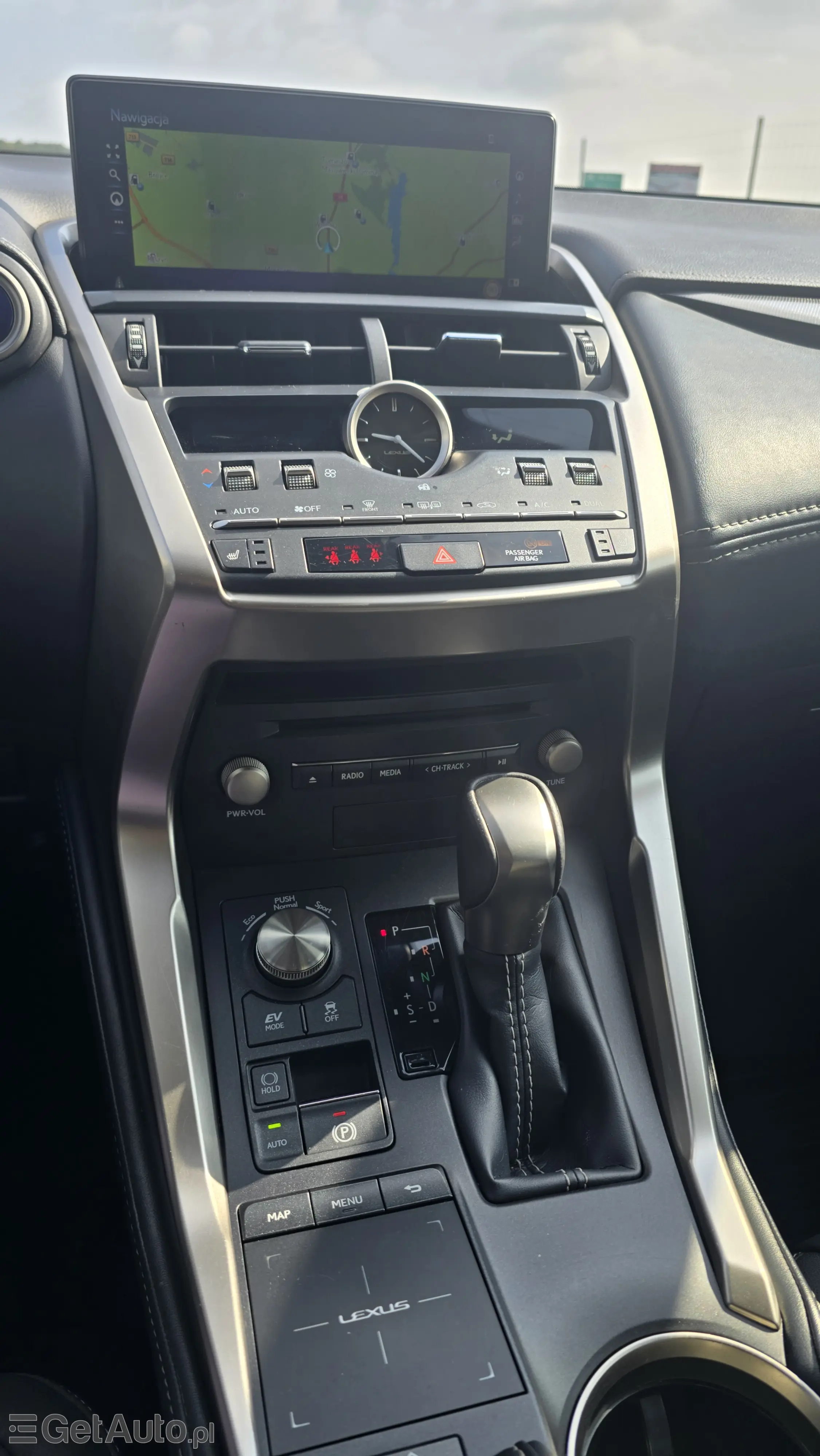 LEXUS NX E-Four Impression AWD