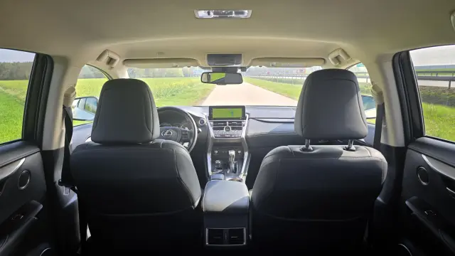 LEXUS NX E-Four Impression AWD