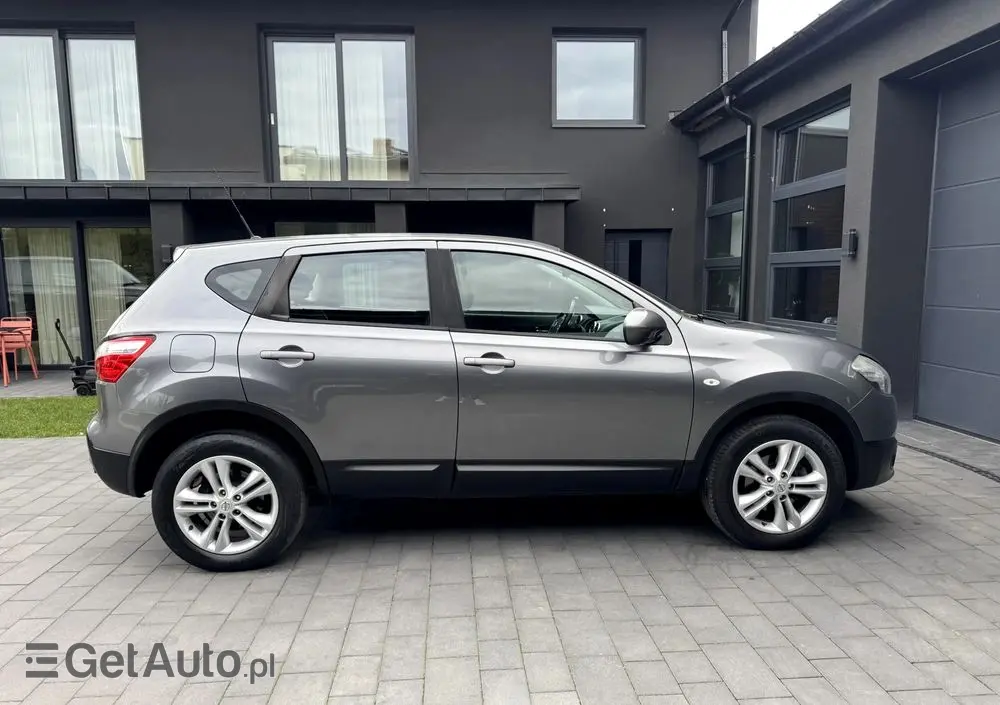 NISSAN Qashqai 1.6 acenta