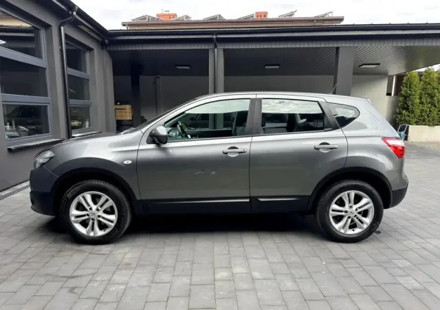 NISSAN Qashqai 1.6 acenta