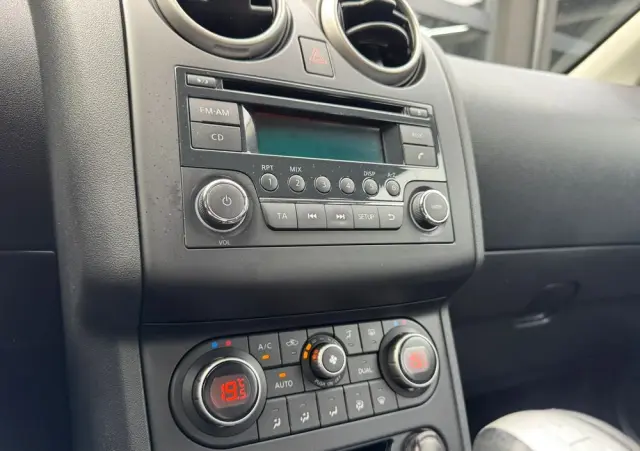 NISSAN Qashqai 1.6 acenta