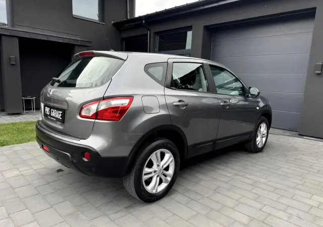 NISSAN Qashqai 1.6 acenta