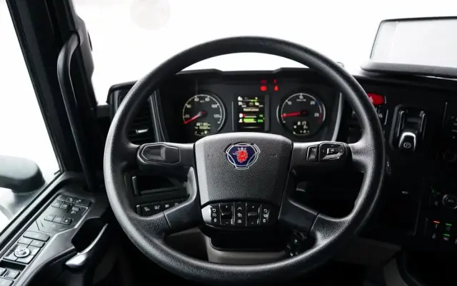 SCANIA S 500 / MEGA /  RETARDER / KLIMA POSTOJOWA / LOW DECK 