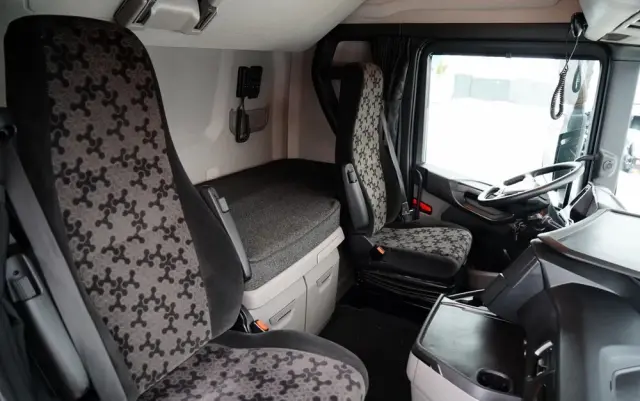 SCANIA S 500 / MEGA /  RETARDER / KLIMA POSTOJOWA / LOW DECK 