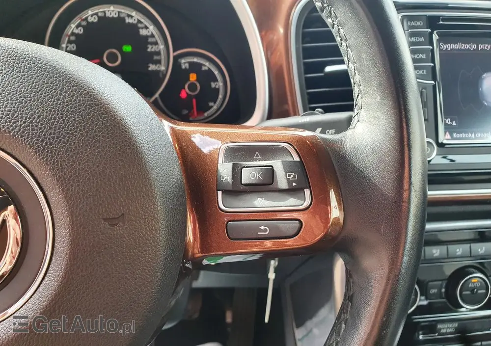 VOLKSWAGEN Beetle 1.2 TSI DSG (BlueMotion Tech) Design