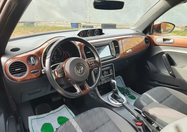 VOLKSWAGEN Beetle 1.2 TSI DSG (BlueMotion Tech) Design