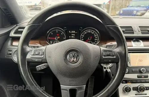 VOLKSWAGEN Passat Alltrack 