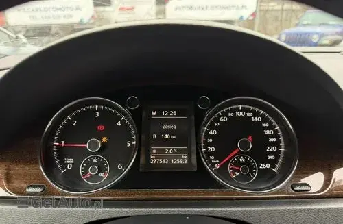 VOLKSWAGEN Passat Alltrack 