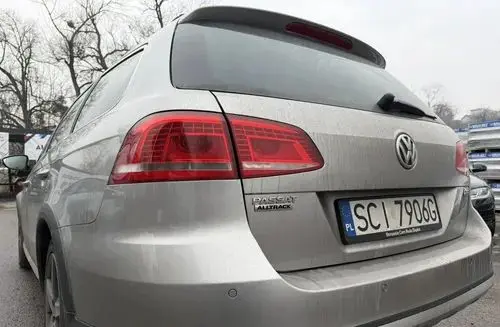 VOLKSWAGEN Passat Alltrack 