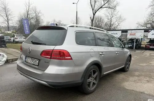 VOLKSWAGEN Passat Alltrack 