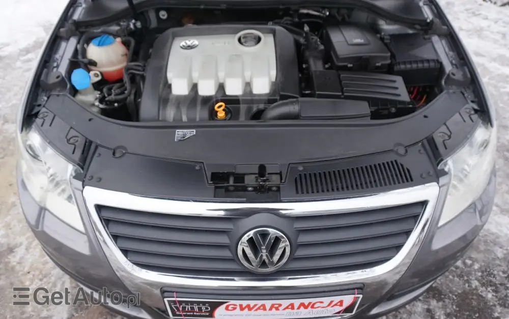 VOLKSWAGEN Passat 1.9 TDI Trendline