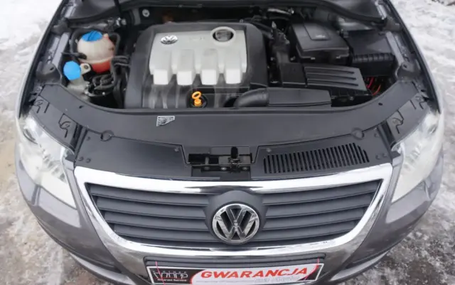 VOLKSWAGEN Passat 1.9 TDI Trendline