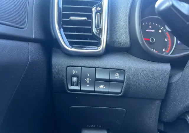 KIA Sportage 1.6 CRDI L Business Line 2WD DCT