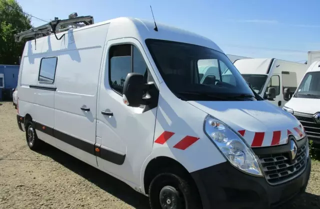 RENAULT Master 