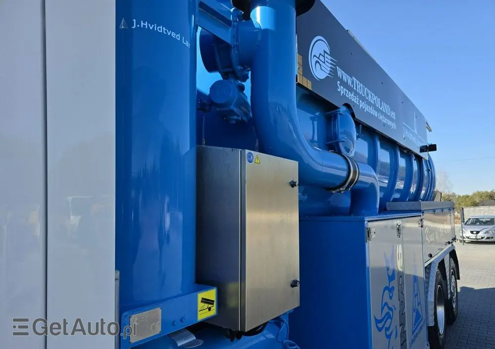 SCANIA Larsen FlexVac 311 Ładowarka próżniowa ssąca 