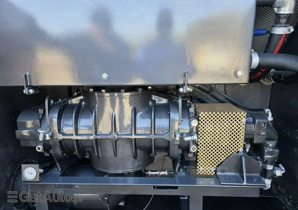 SCANIA Larsen FlexVac 311 Ładowarka próżniowa ssąca 