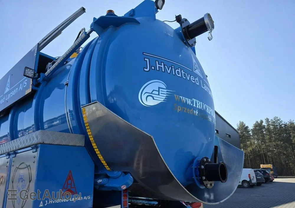 SCANIA Larsen FlexVac 311 Ładowarka próżniowa ssąca 