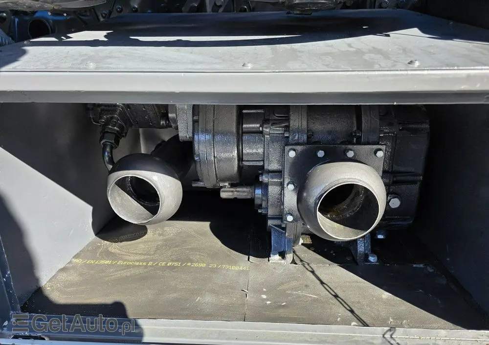 SCANIA Larsen FlexVac 311 Ładowarka próżniowa ssąca 