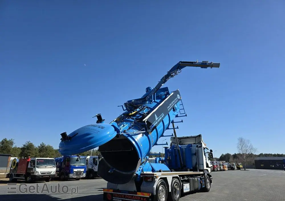 SCANIA Larsen FlexVac 311 Ładowarka próżniowa ssąca 