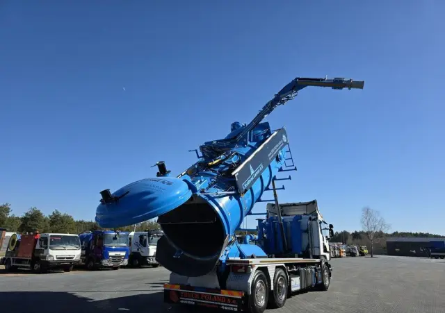 SCANIA Larsen FlexVac 311 Ładowarka próżniowa ssąca 