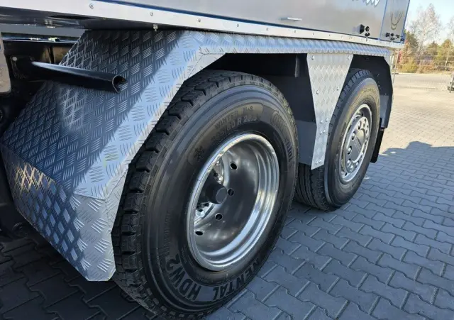 SCANIA Larsen FlexVac 311 Ładowarka próżniowa ssąca 