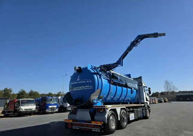 SCANIA Larsen FlexVac 311 Ładowarka próżniowa ssąca 
