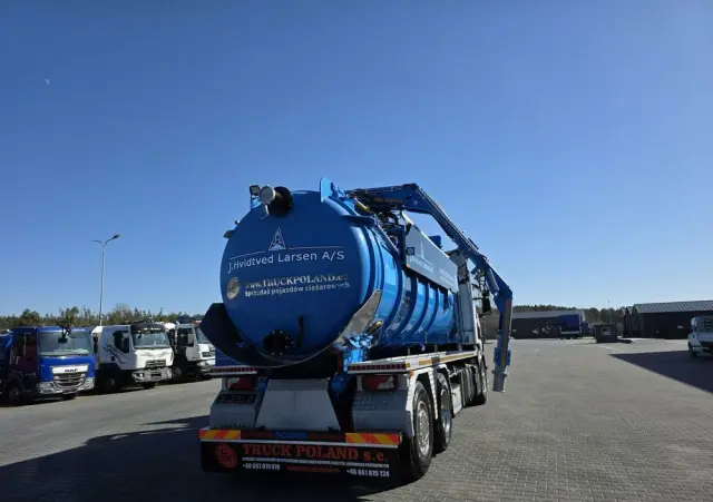 SCANIA Larsen FlexVac 311 Ładowarka próżniowa ssąca 