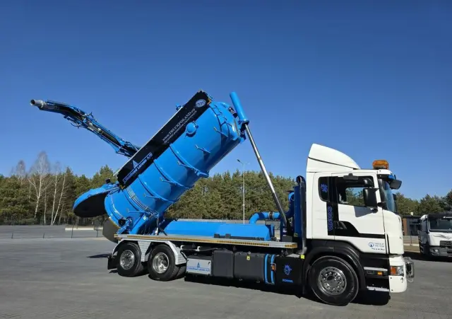 SCANIA Larsen FlexVac 311 Ładowarka próżniowa ssąca 