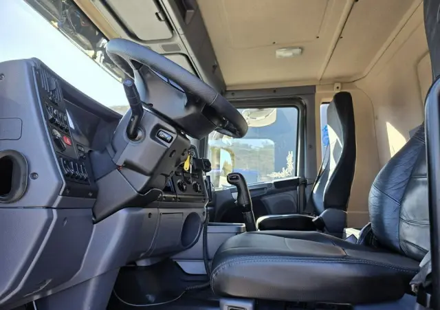 SCANIA Larsen FlexVac 311 Ładowarka próżniowa ssąca 