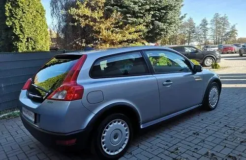 VOLVO C30 