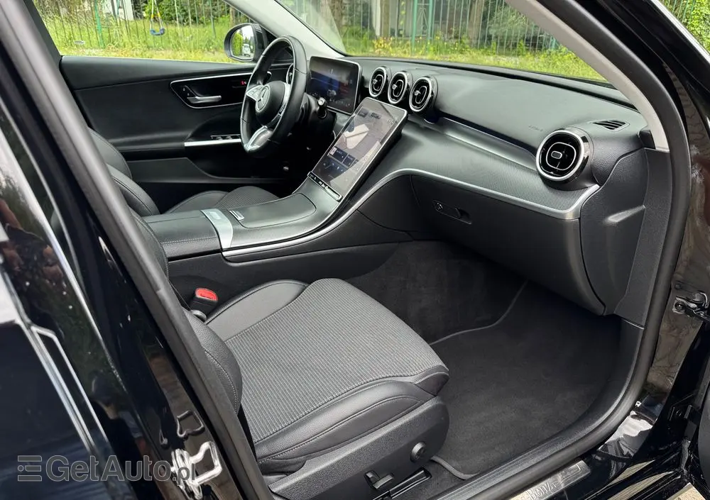 MERCEDES-BENZ Klasa C 220 d T 9G-TRONIC Avantgarde