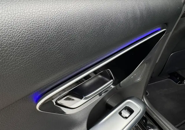 MERCEDES-BENZ Klasa C 220 d T 9G-TRONIC Avantgarde