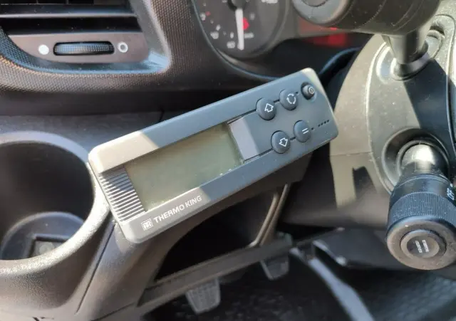 IVECO Daily 70C17 Chłodnia Hakowa / Hakówka Agregat THERMO KING V-500 