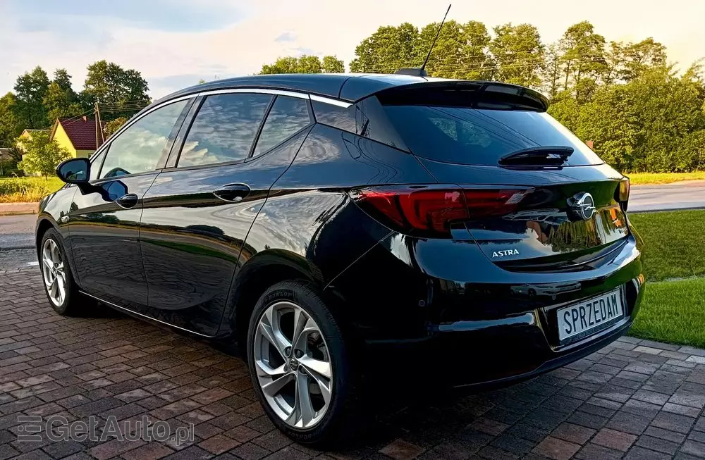 OPEL Astra 1.4 Turbo Sports Tourer Business