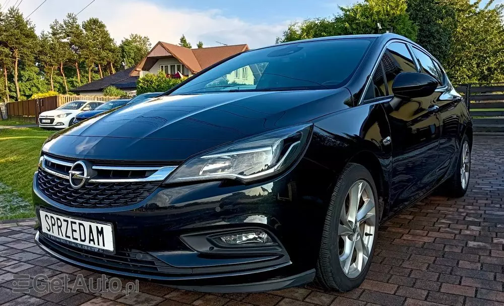 OPEL Astra 1.4 Turbo Sports Tourer Business