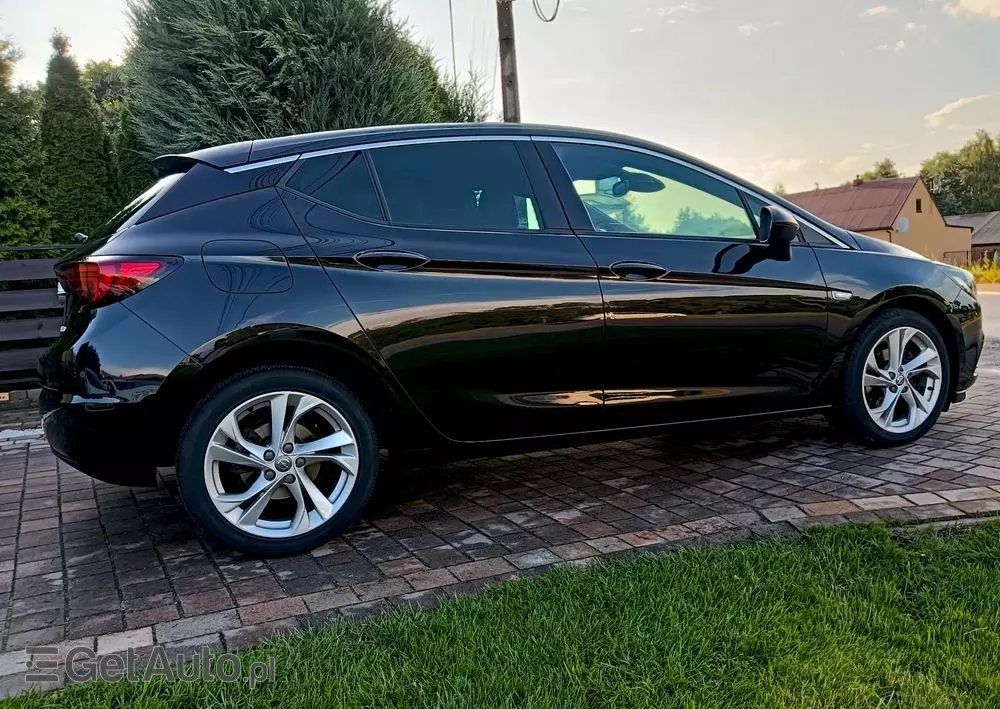 OPEL Astra 1.4 Turbo Sports Tourer Business