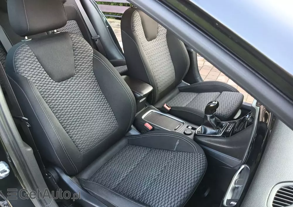 OPEL Astra 1.4 Turbo Sports Tourer Business