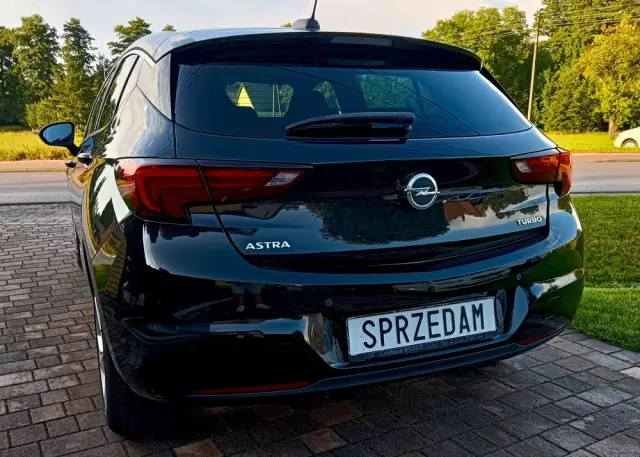 OPEL Astra 1.4 Turbo Sports Tourer Business