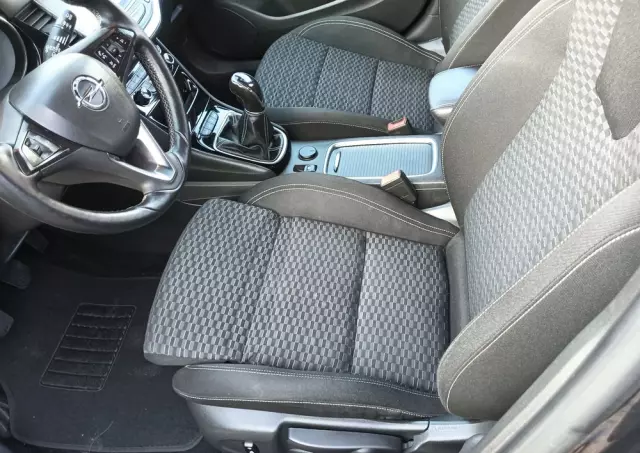 OPEL Astra 1.4 Turbo Sports Tourer Business