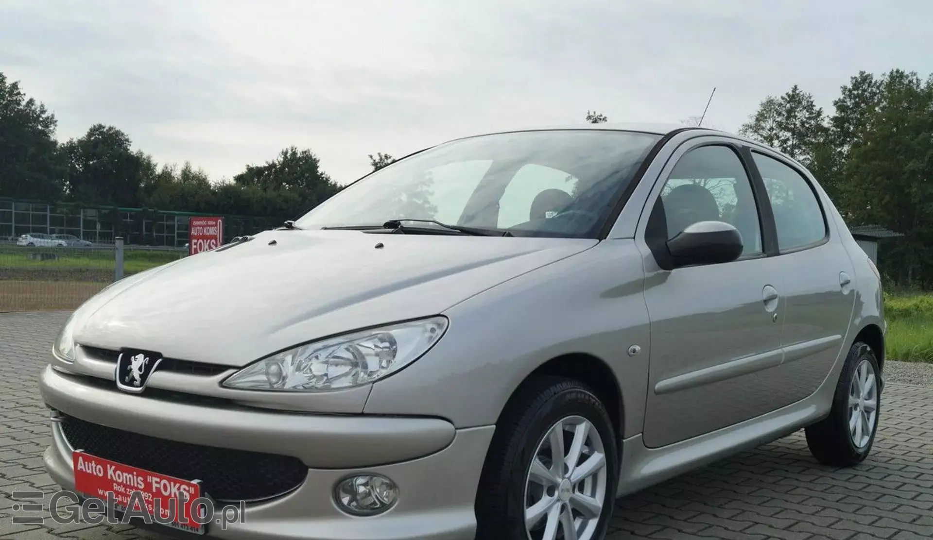 PEUGEOT 206 