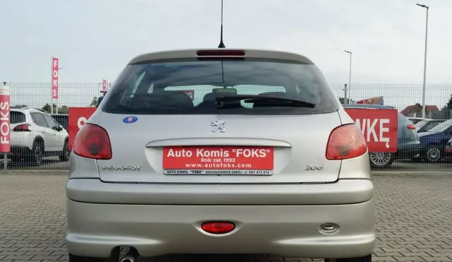 PEUGEOT 206 