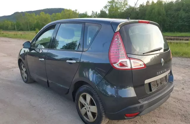 RENAULT Scenic 