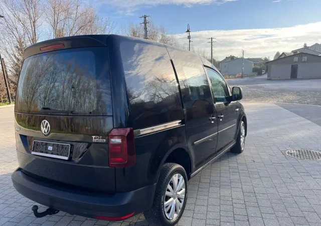 VOLKSWAGEN CADDY/2.0/4X4/ SPROWADZONY na/1 WŁ/FV23%/SERWISOWANY/VW/FORD/OPEL/CITROEN 