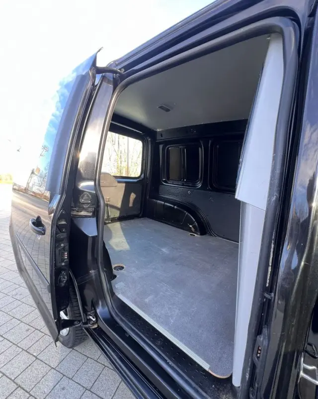 VOLKSWAGEN CADDY/2.0/4X4/ SPROWADZONY na/1 WŁ/FV23%/SERWISOWANY/VW/FORD/OPEL/CITROEN 