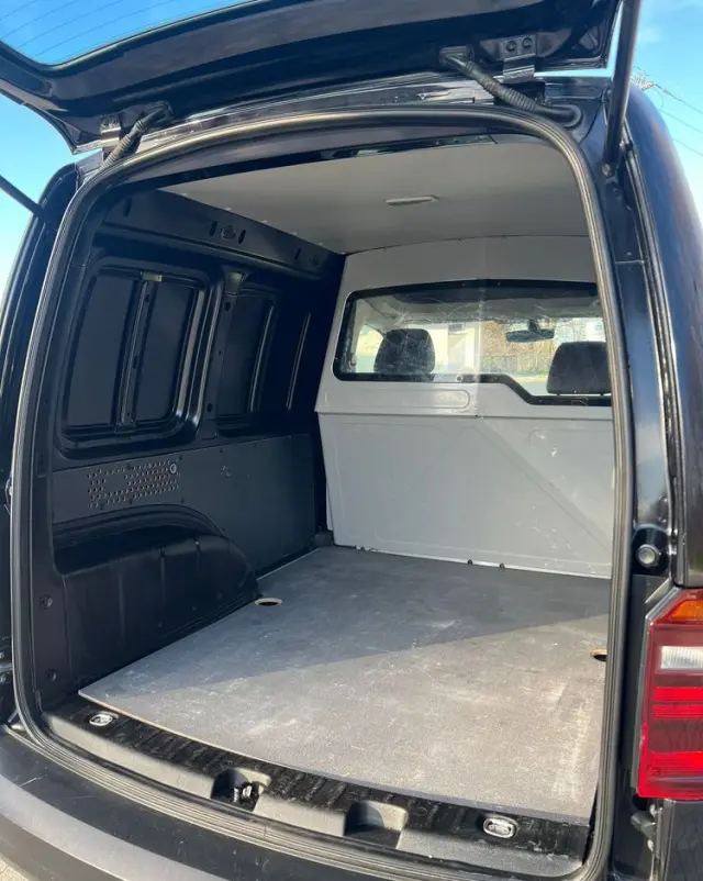 VOLKSWAGEN CADDY/2.0/4X4/ SPROWADZONY na/1 WŁ/FV23%/SERWISOWANY/VW/FORD/OPEL/CITROEN 