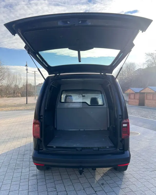 VOLKSWAGEN CADDY/2.0/4X4/ SPROWADZONY na/1 WŁ/FV23%/SERWISOWANY/VW/FORD/OPEL/CITROEN 