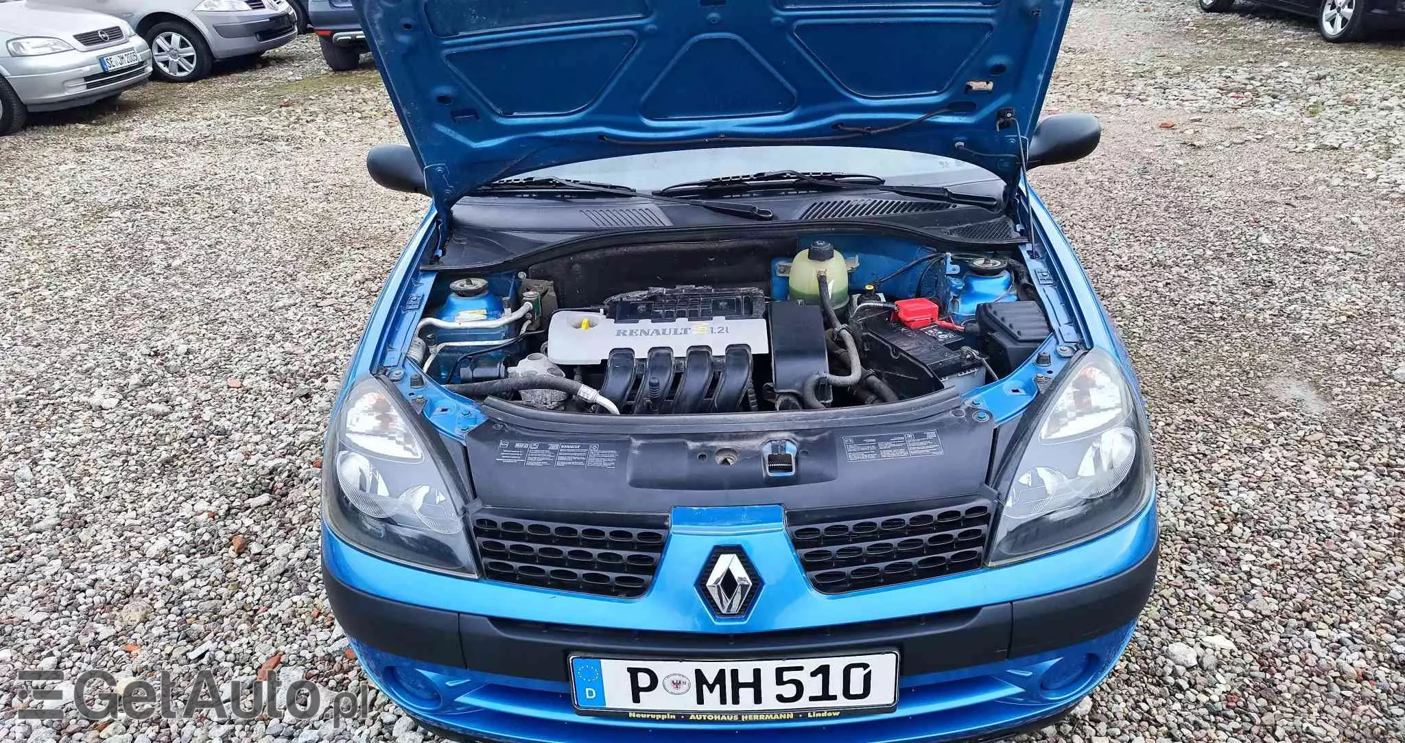 RENAULT Clio 